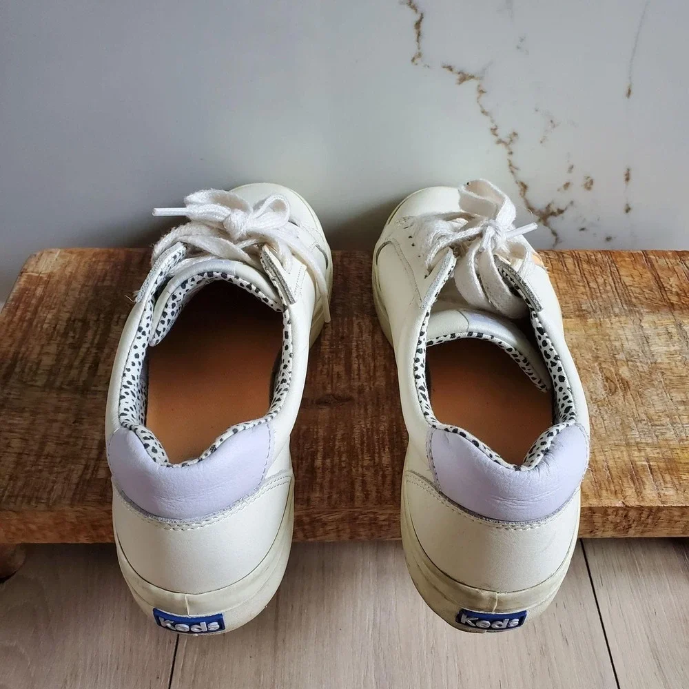 Keds Leather Sneakers Womens 7 White Stripe Lace Up Comfort Casual Shoes WH67976
